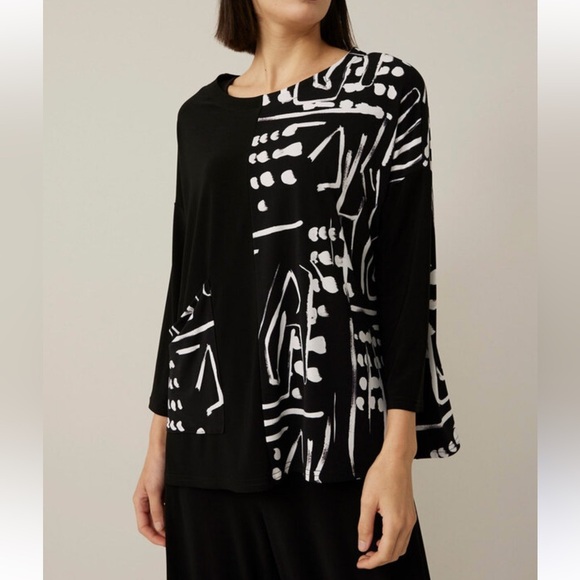 Joseph Ribkoff Color-blocked Printed Top
Style 221116, size 8 - Picture 2 of 8